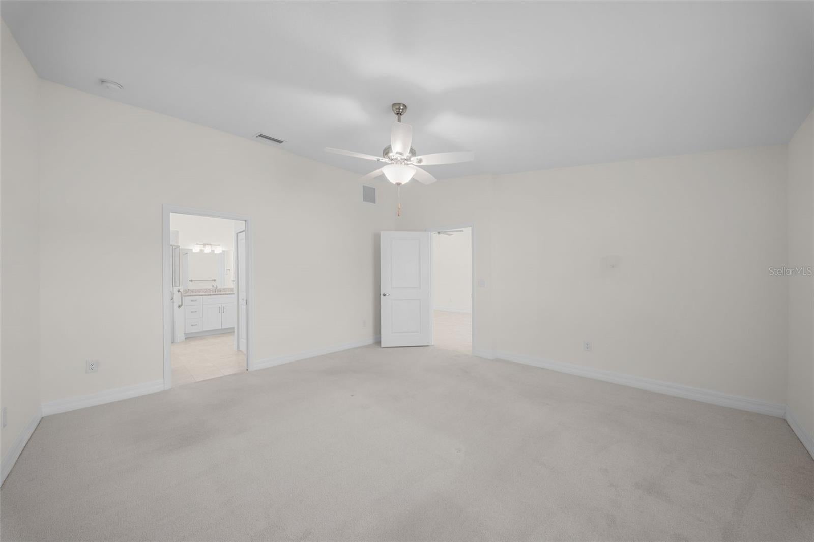VILLA GRANDE/BURNT STORE ISLES - Residential
