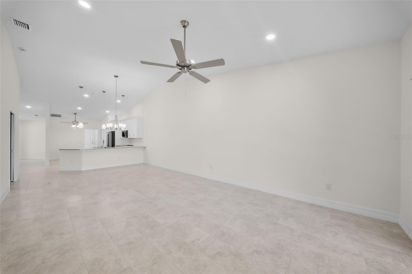 VILLA GRANDE/BURNT STORE ISLES - Residential