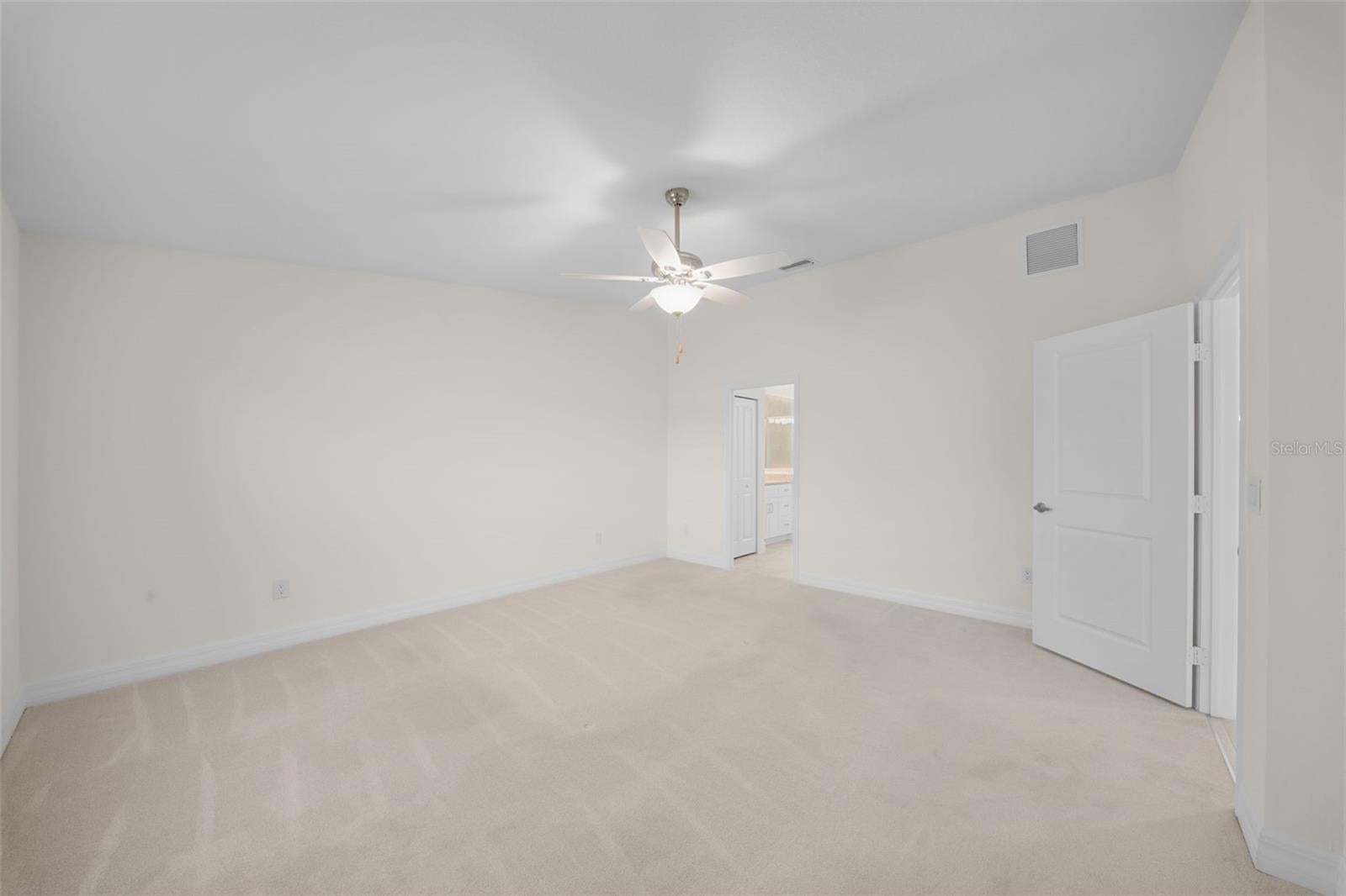 VILLA GRANDE/BURNT STORE ISLES - Residential