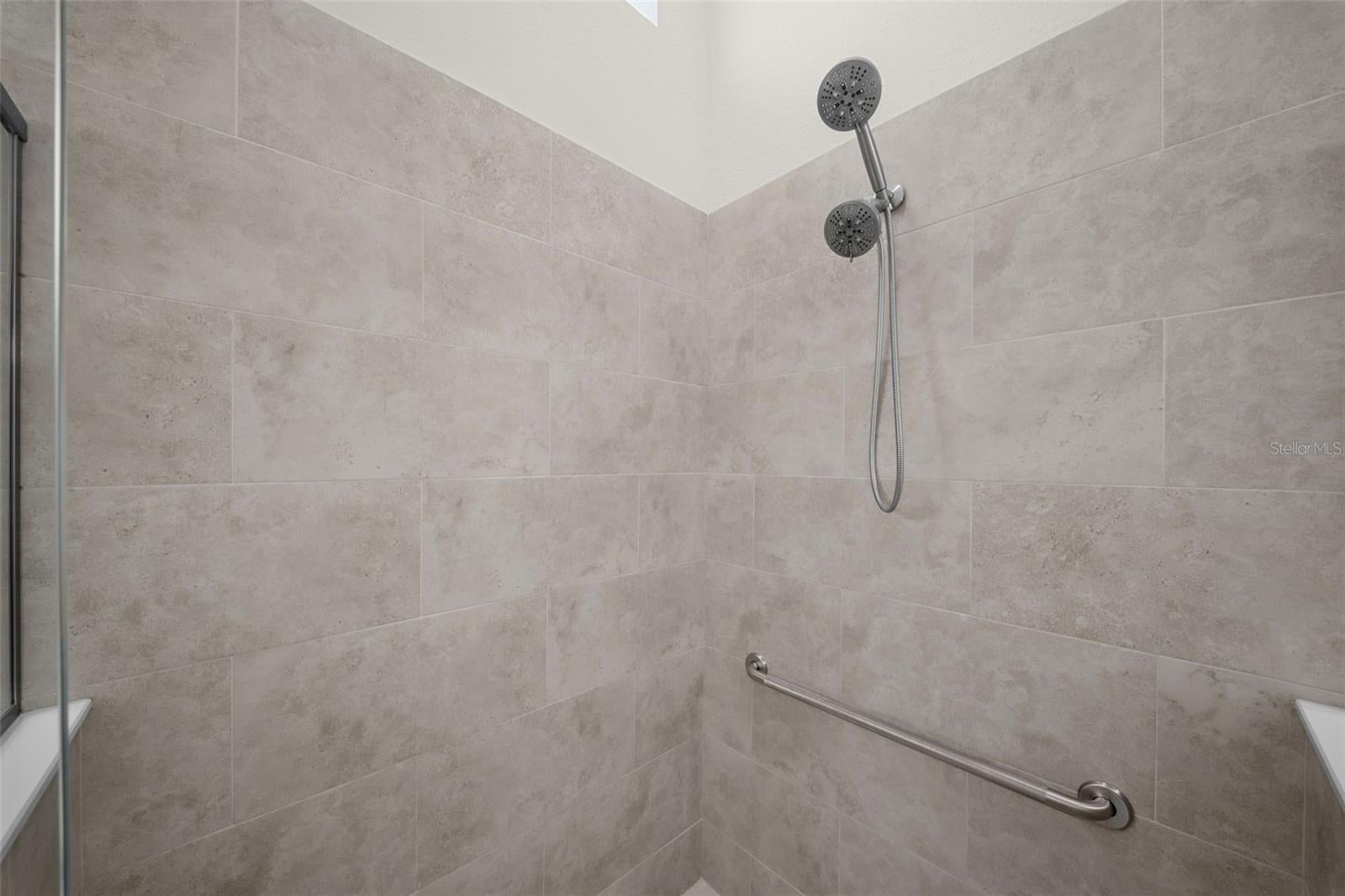 VILLA GRANDE/BURNT STORE ISLES - Residential