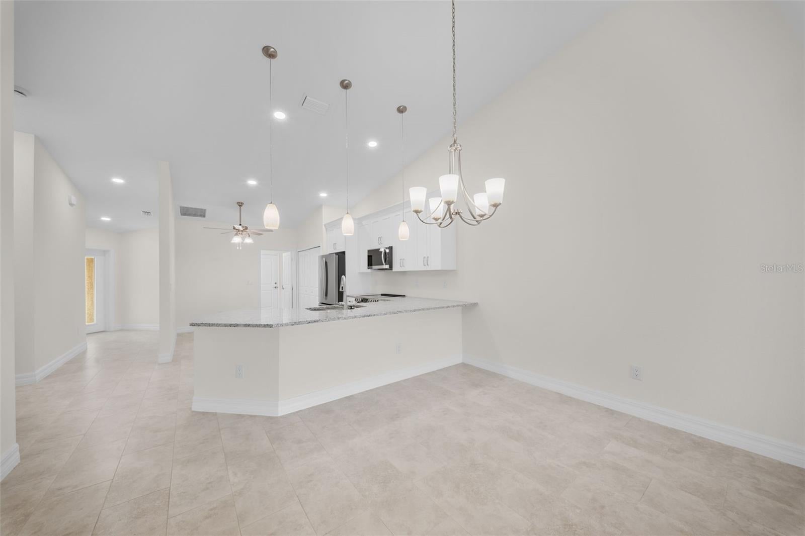 VILLA GRANDE/BURNT STORE ISLES - Residential