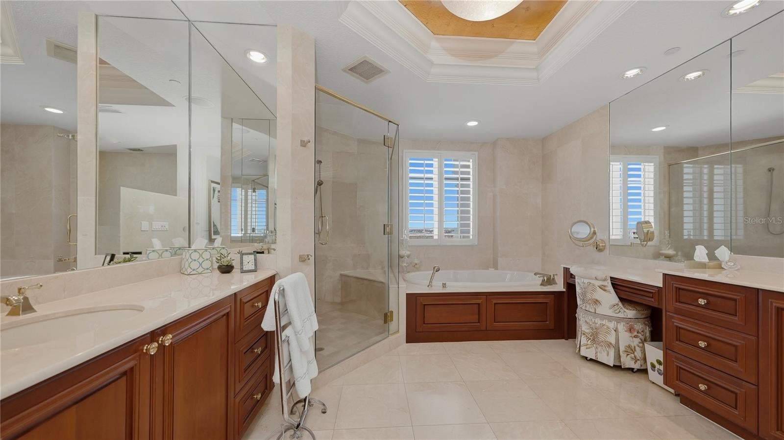 ORCHID BEACH CLUB RESIDENCES - Residential