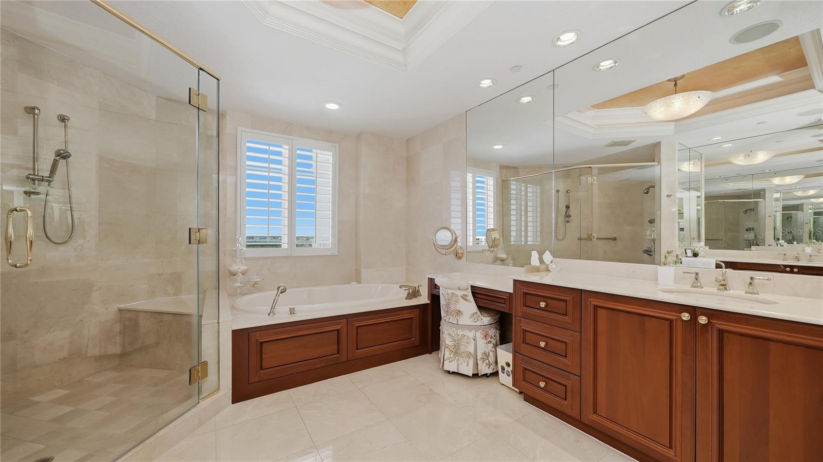 ORCHID BEACH CLUB RESIDENCES - Residential
