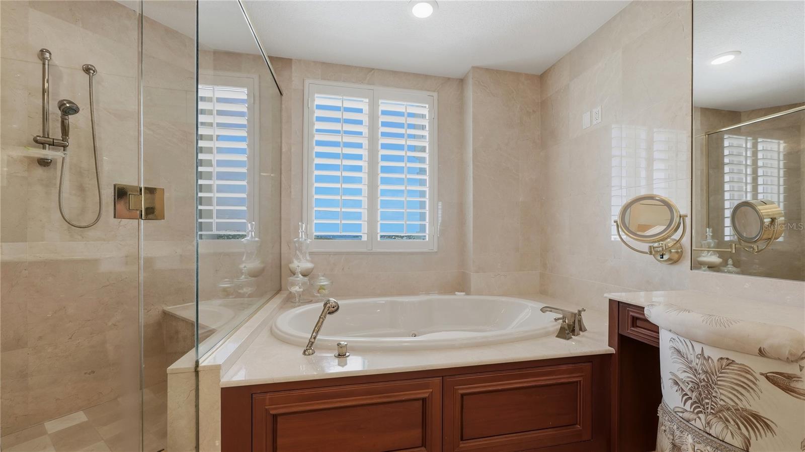ORCHID BEACH CLUB RESIDENCES - Residential