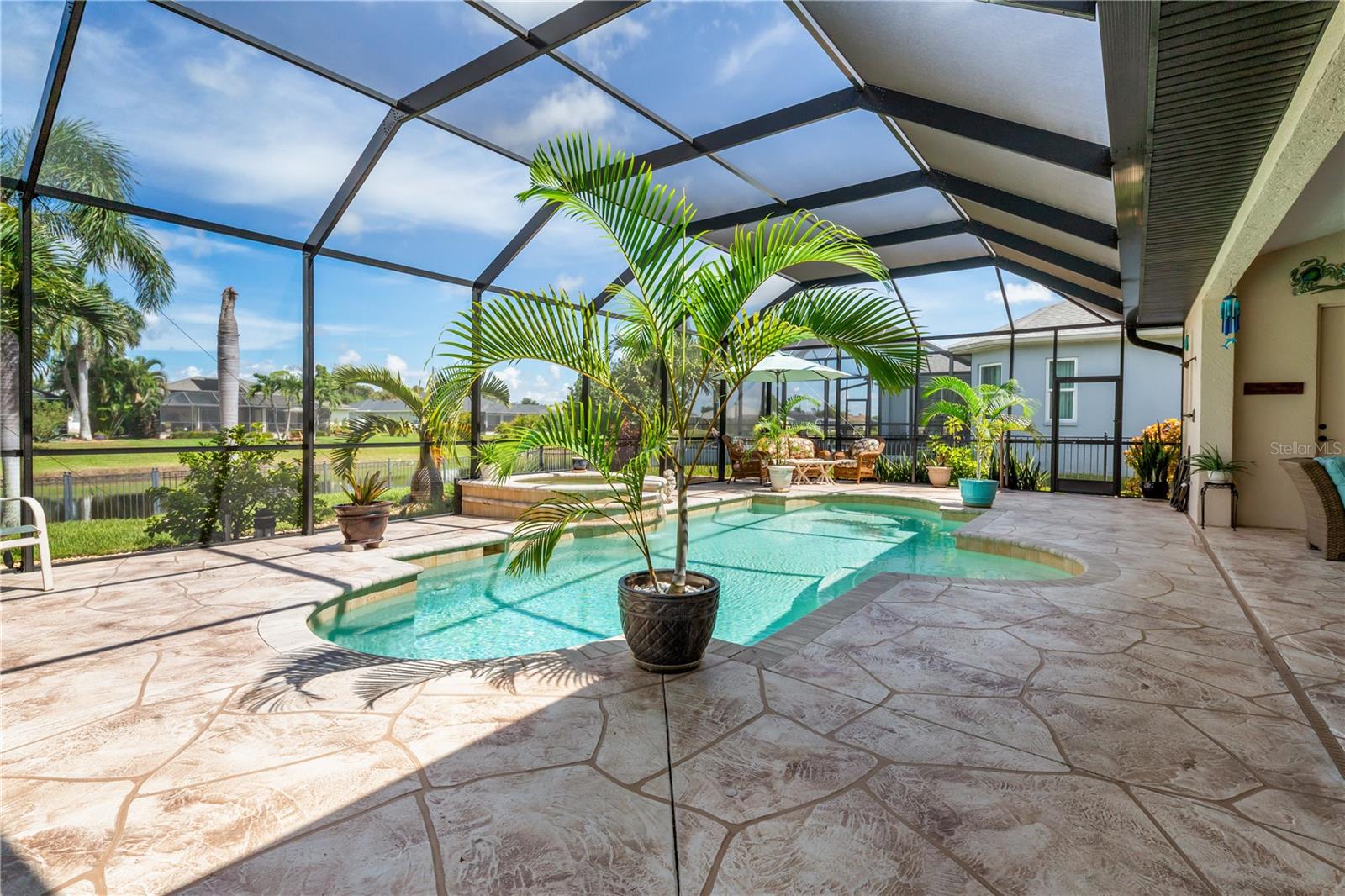 ROTONDA WEST PINE VALLEY - Residential
