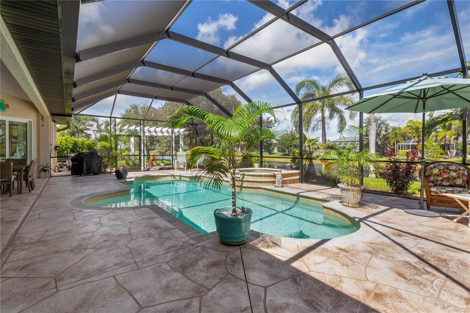 ROTONDA WEST PINE VALLEY - Residential