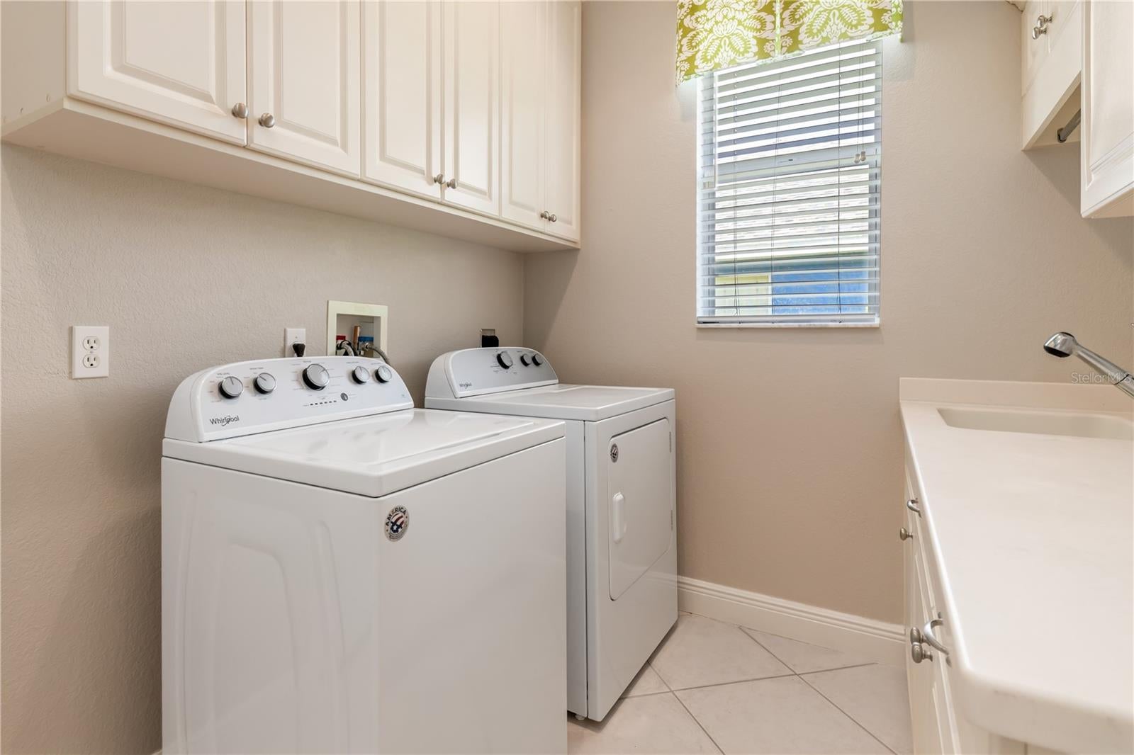 ROTONDA WEST PINE VALLEY - Residential