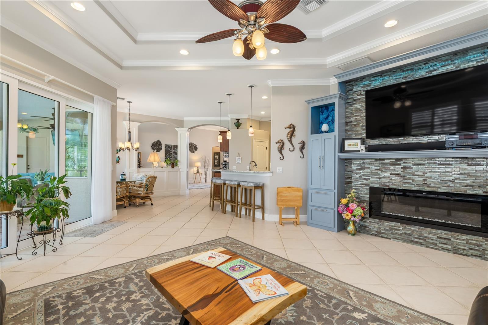 ROTONDA WEST PINE VALLEY - Residential