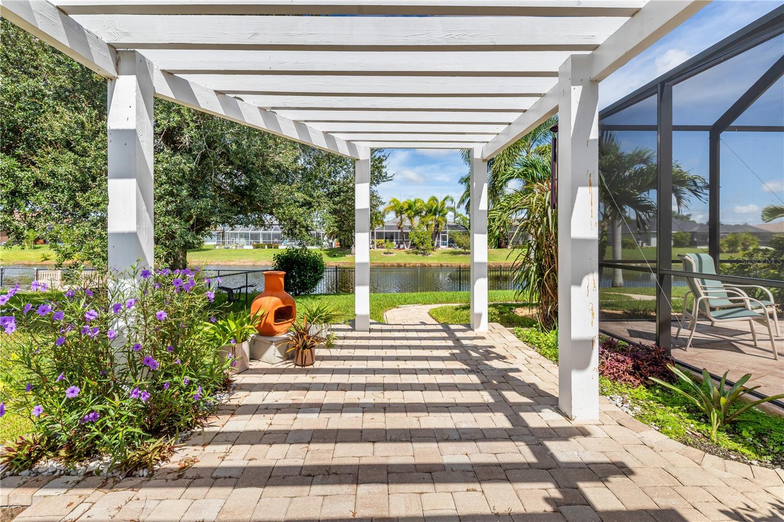 ROTONDA WEST PINE VALLEY - Residential