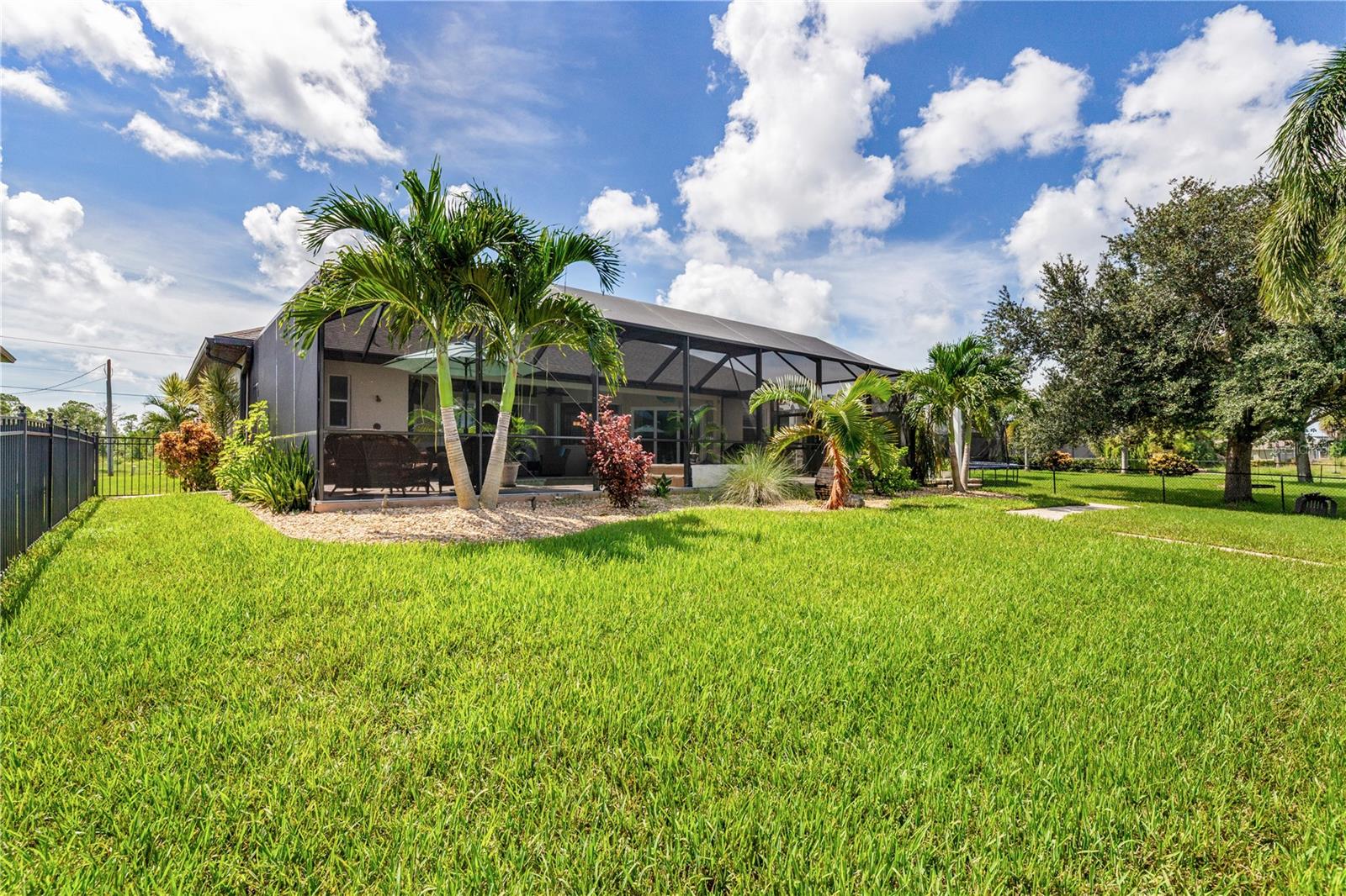 ROTONDA WEST PINE VALLEY - Residential