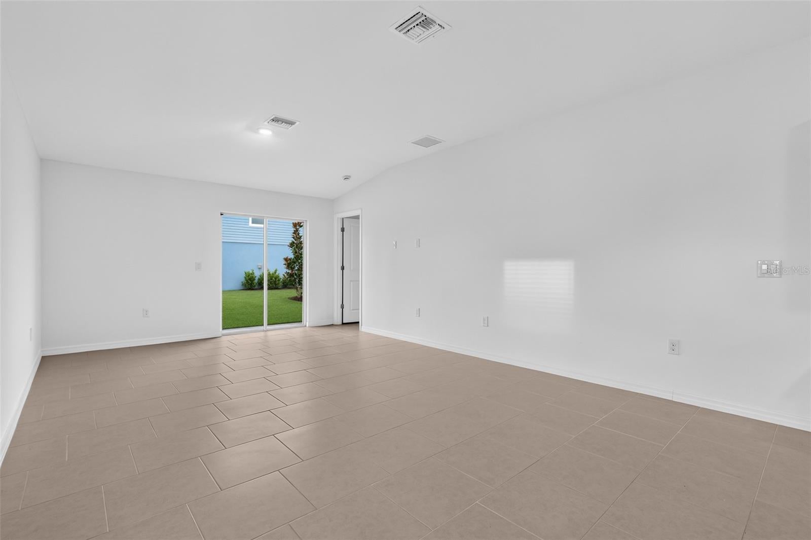 SABAL GLEN - Residential