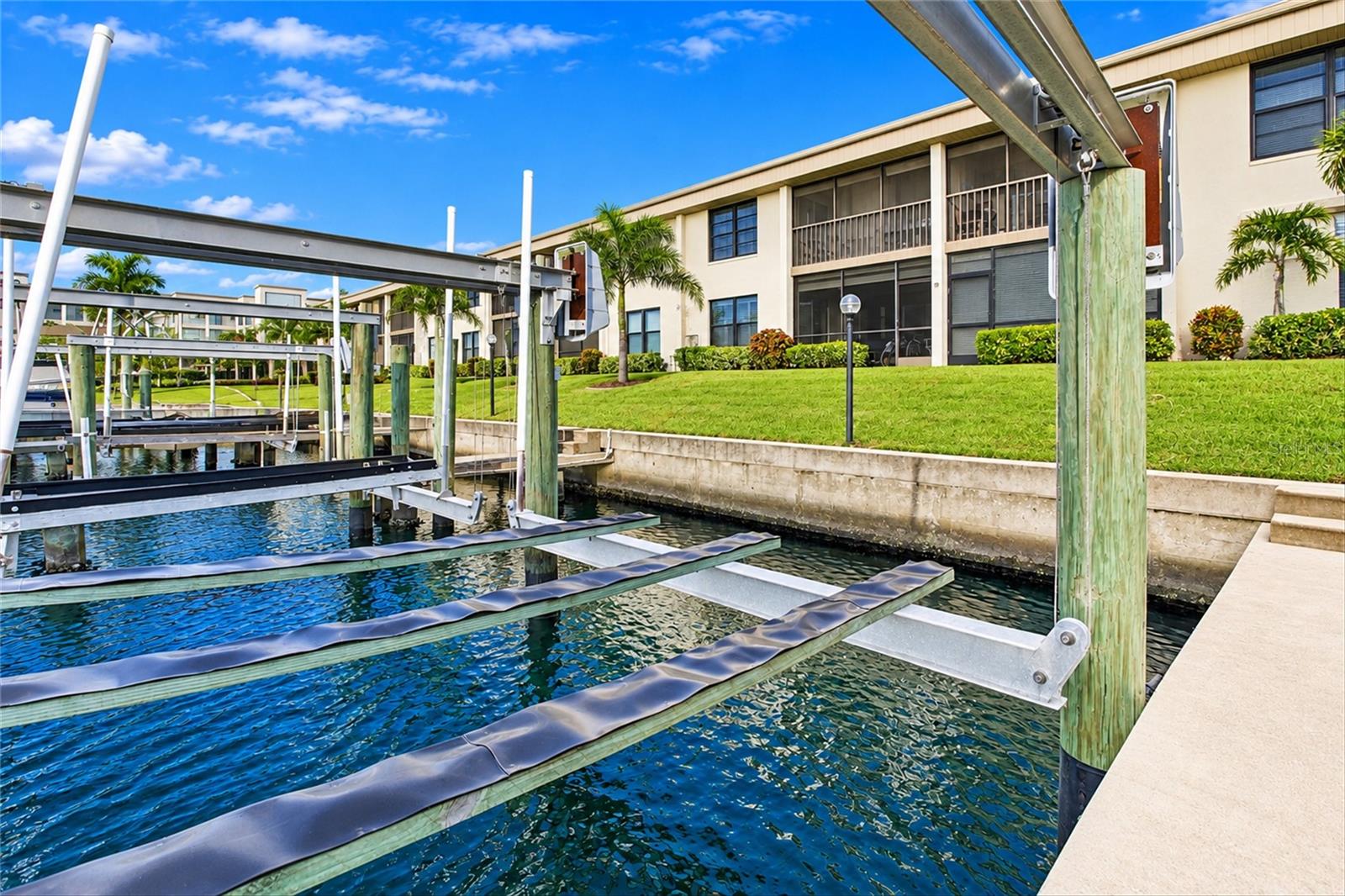 BRIDGE POINT II - Residential