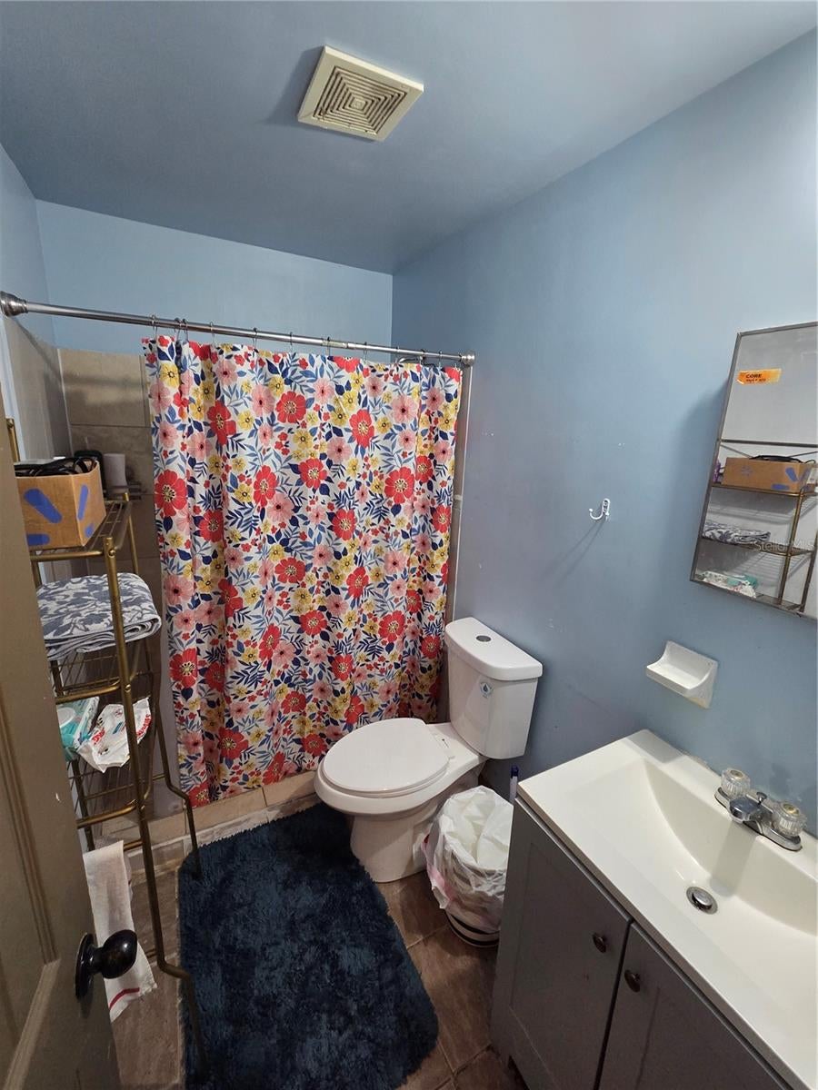 A W GILLBURTS EAST END ADD TR - Residential