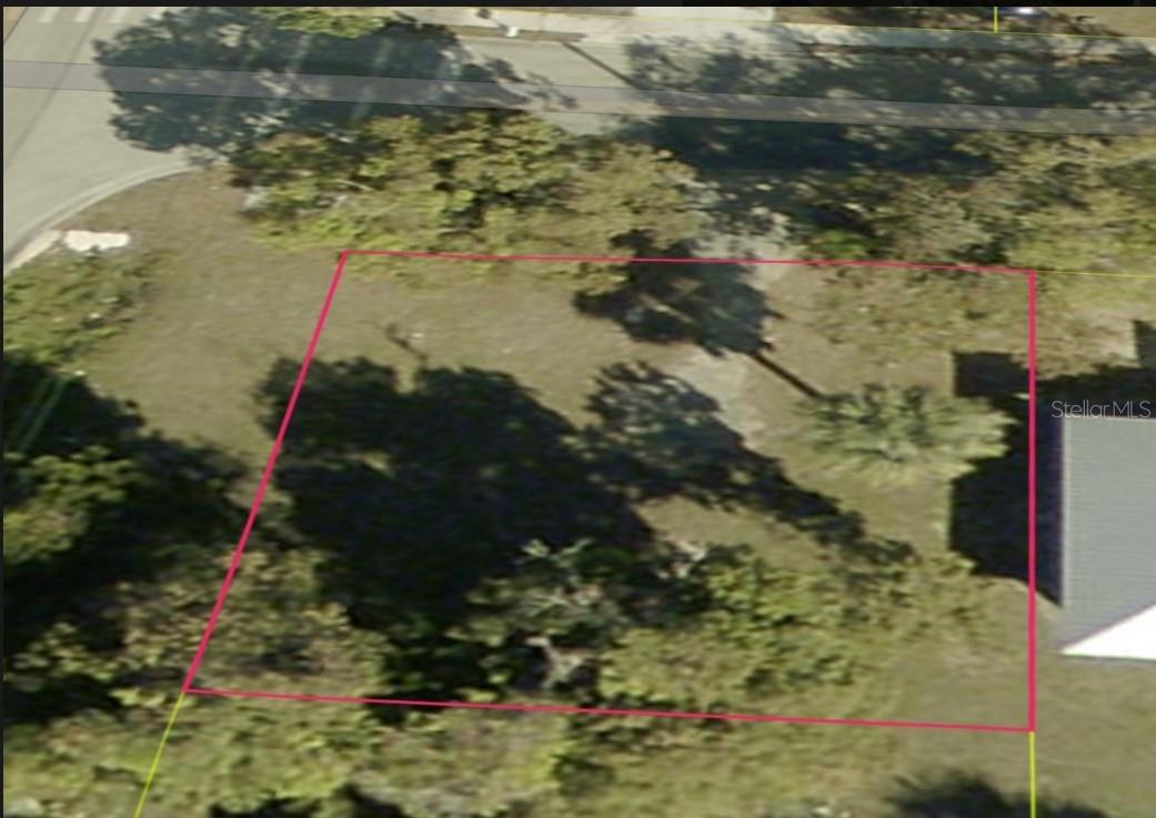This 0.07-acre vacant residential corner lot at 1849 Palm Ave offers an excellent opportunity for builders, investors, or anyone looking to secure land in an established neighborhood. Conveniently located near downtown Fort Myers, schools, shopping, dining, parks, public transportation, and major roadways.

Buyer and buyer's agent are responsible for independently verifying zoning, future land use, lot dimensions, utilities, building requirements, environmental conditions, flood zone, and all other information deemed important to the buyer with Lee County and the appropriate authorities.