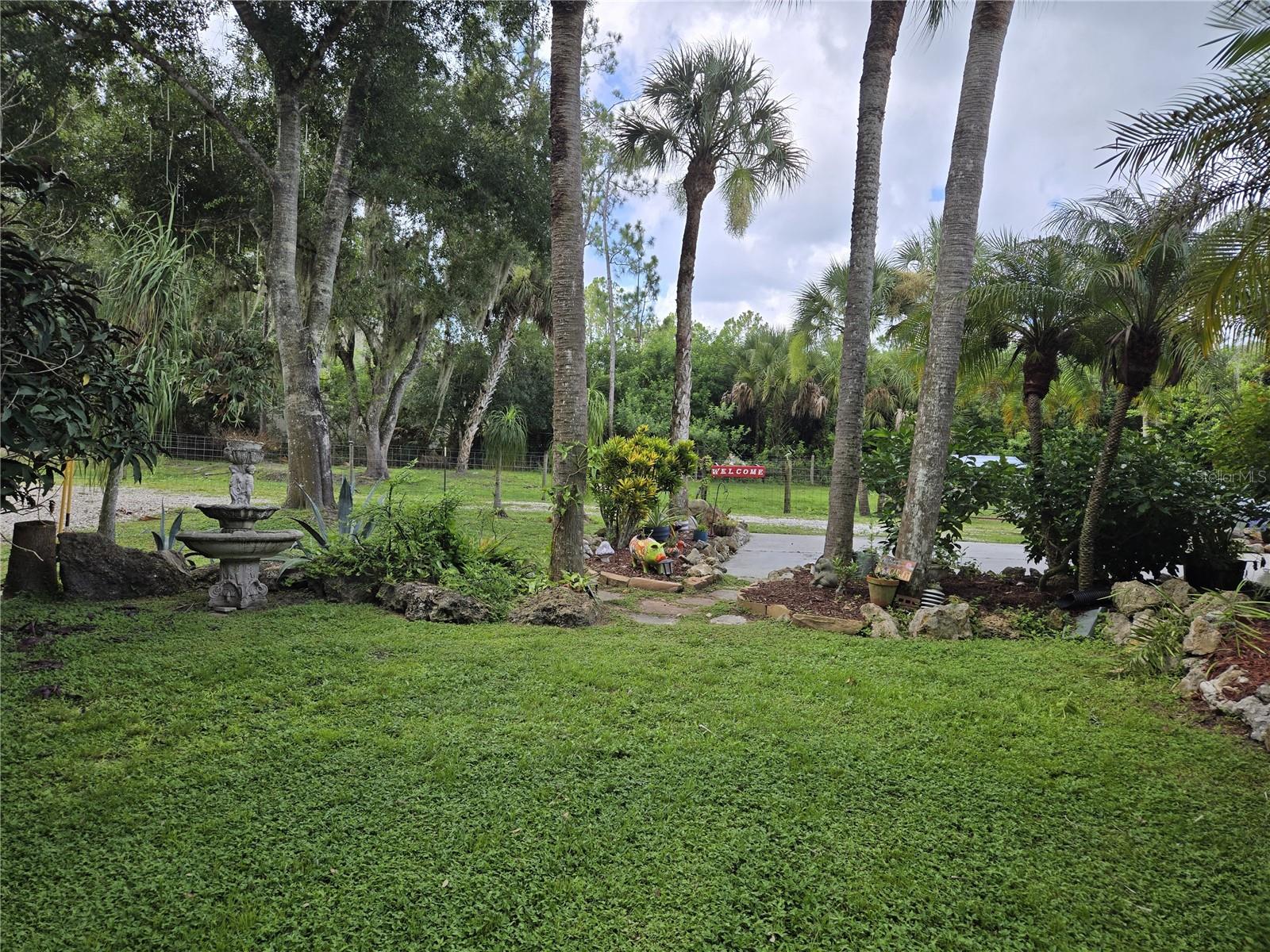 NORTH PORT CHARLOTTE ESTATES ADD 01 - Residential