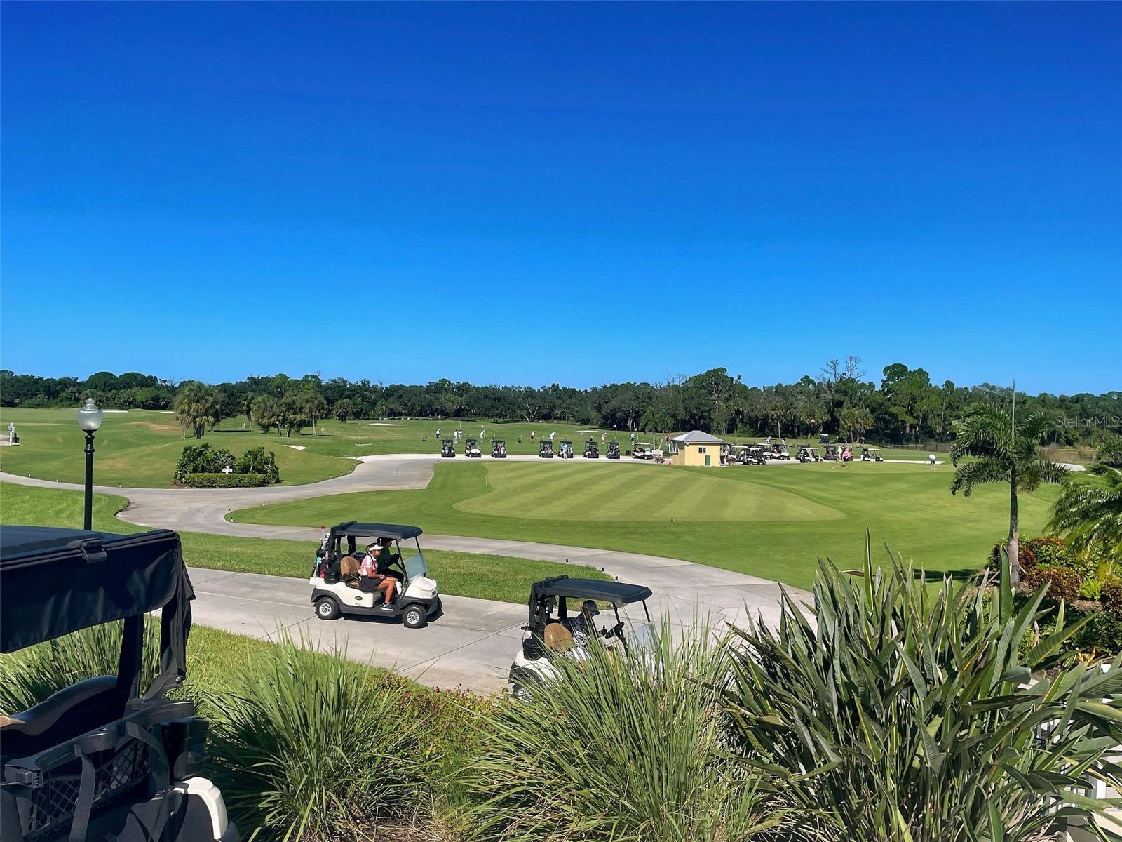 PELICAN POINTE GOLF & COUNTRY CLUB - Residential