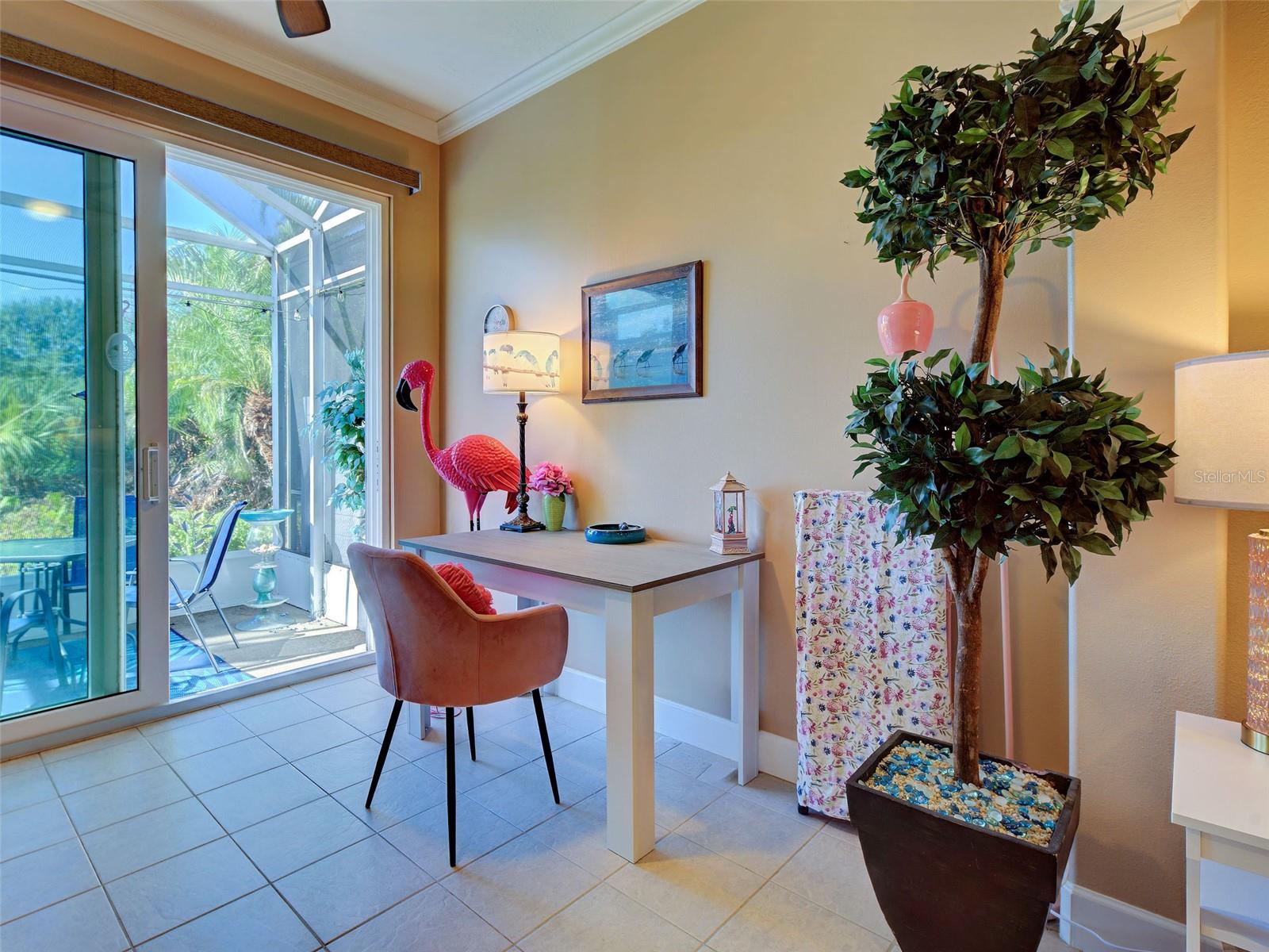 PELICAN POINTE GOLF & COUNTRY CLUB - Residential