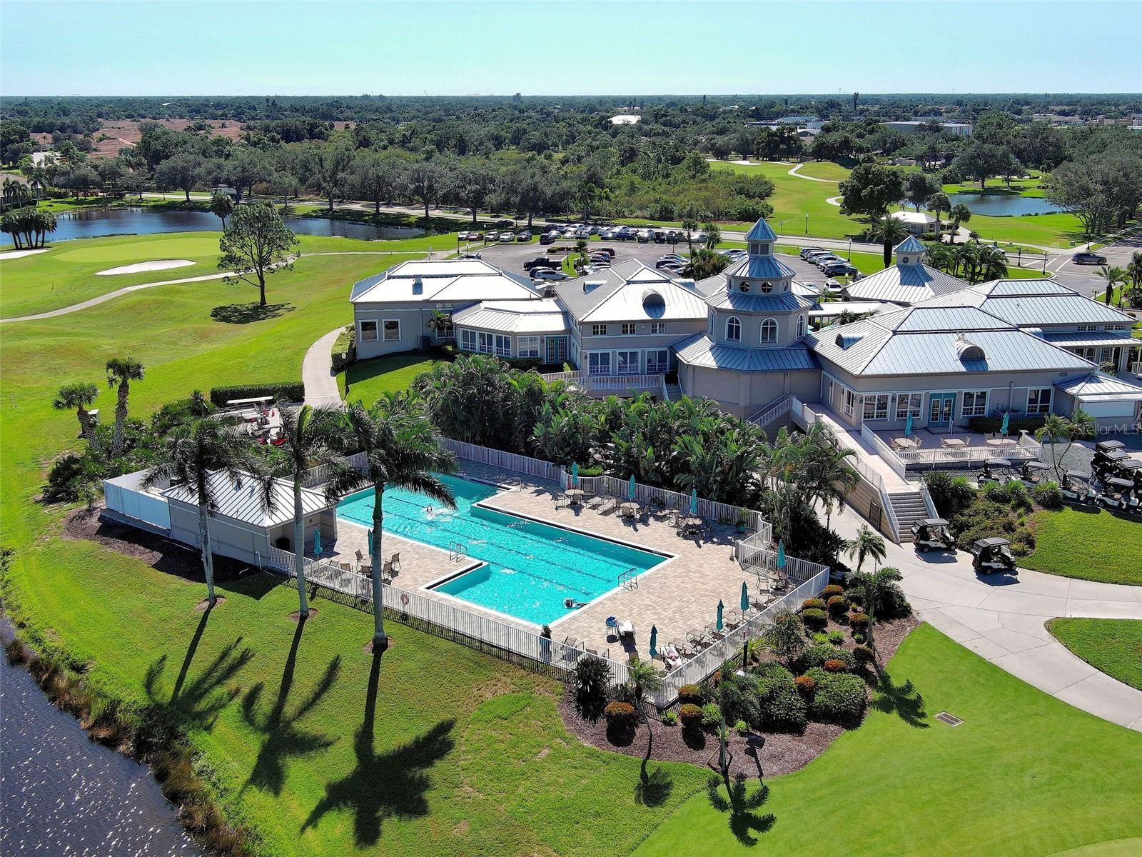 PELICAN POINTE GOLF & COUNTRY CLUB - Residential