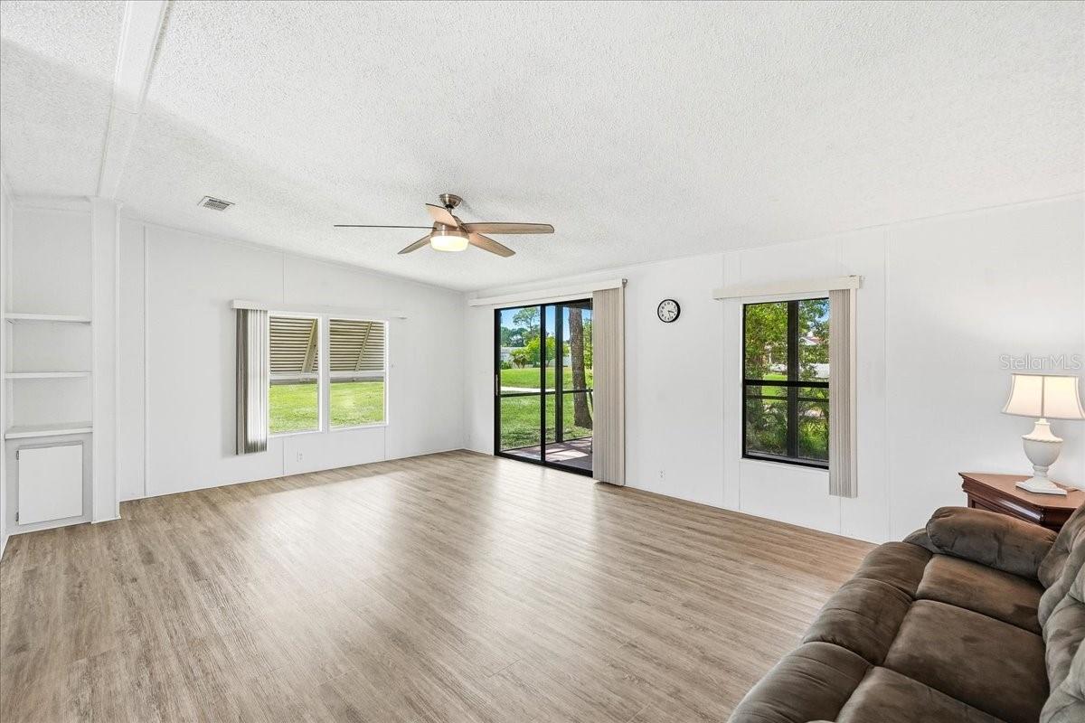 PINE LAKES COUNTRY CLUB PH 02 - Residential