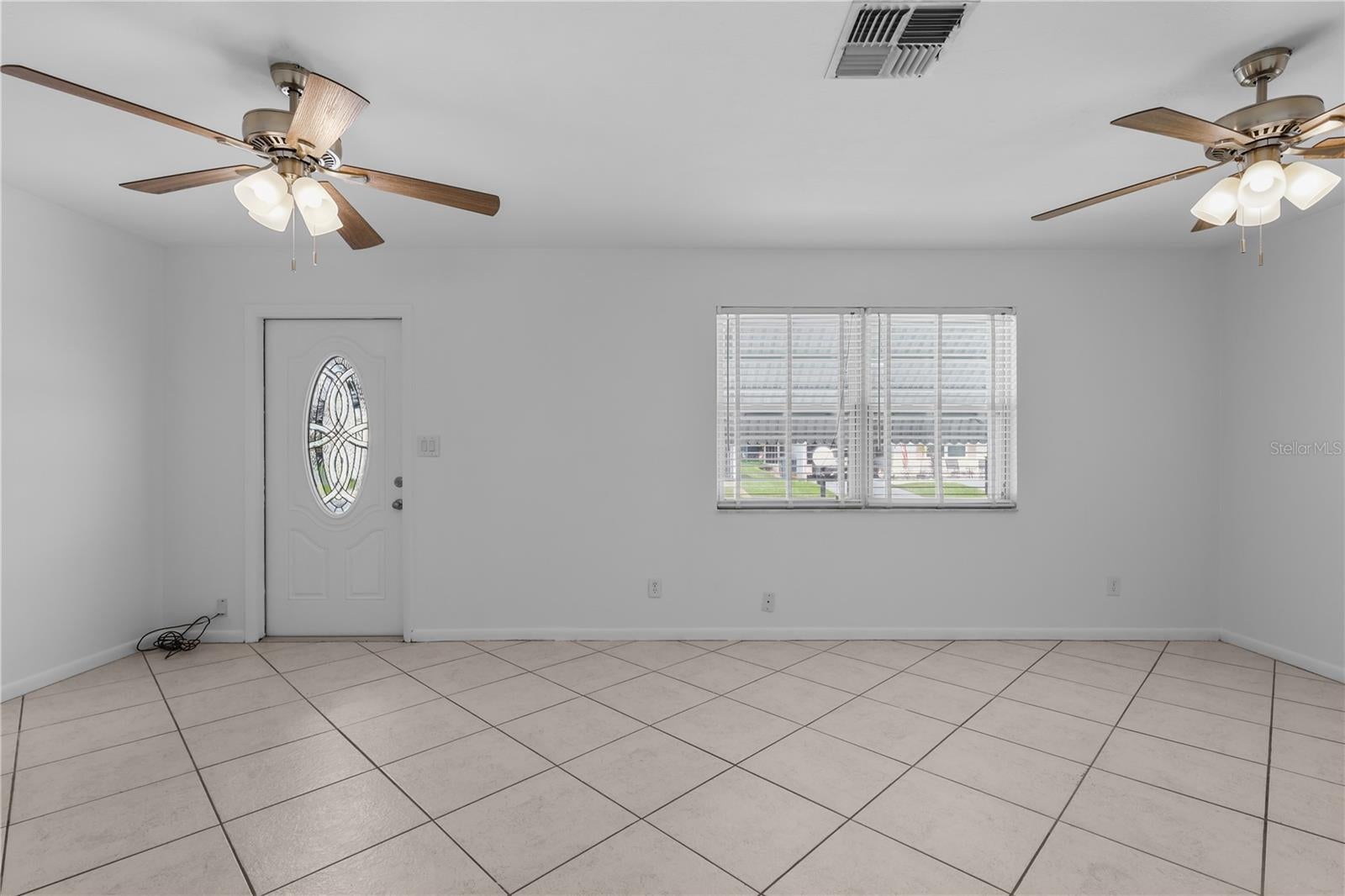 PINEWOOD CONDO - Residential