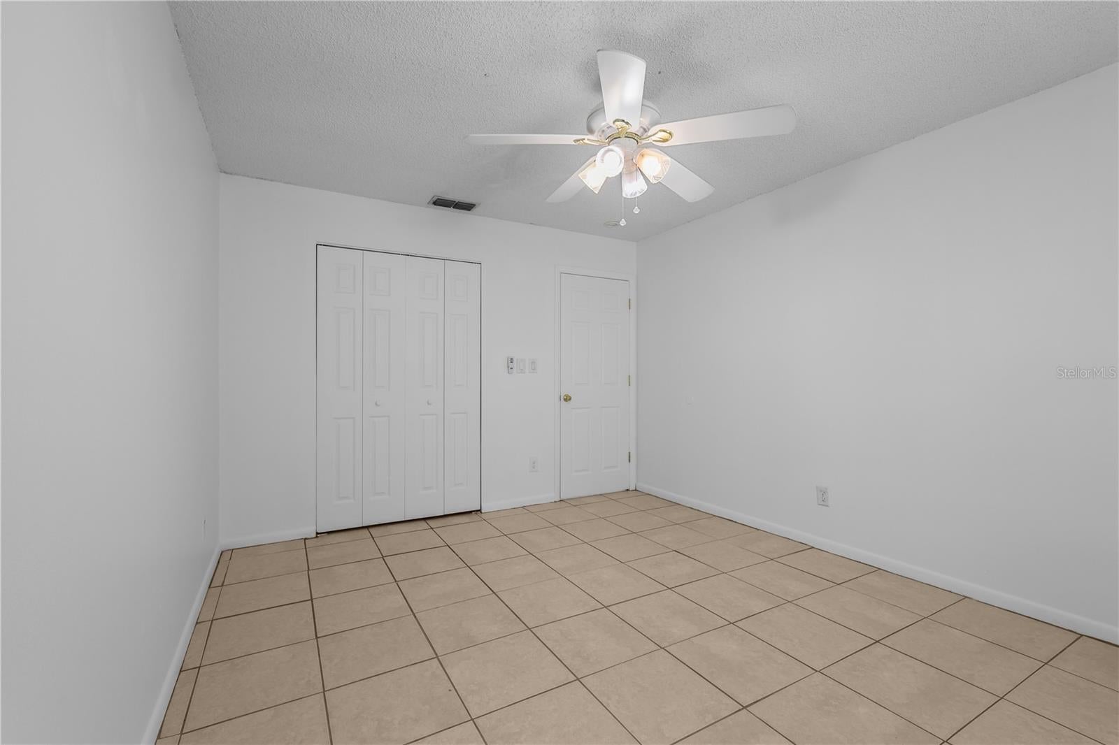 PINEWOOD CONDO - Residential