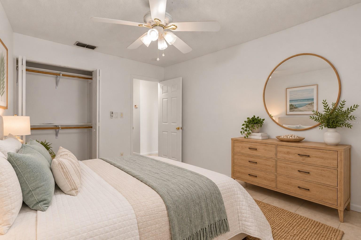 PINEWOOD CONDO - Residential
