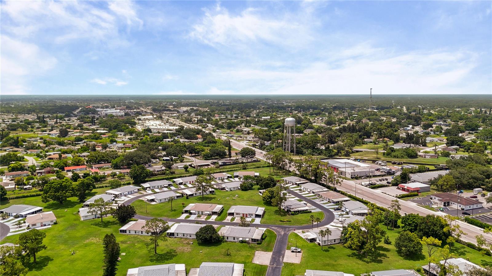 PINEWOOD CONDO - Residential