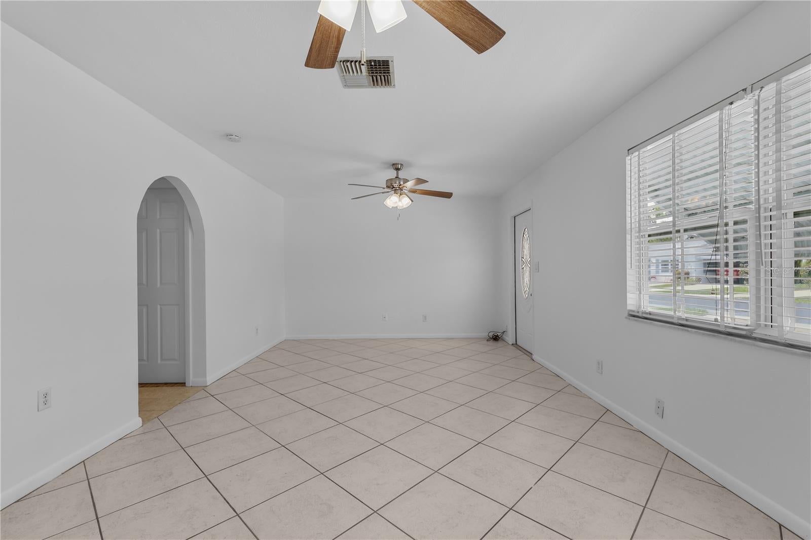 PINEWOOD CONDO - Residential