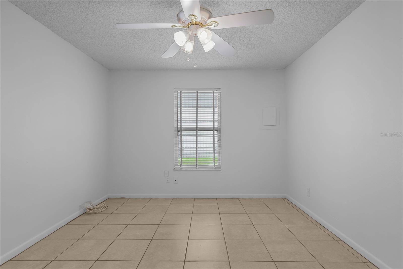 PINEWOOD CONDO - Residential