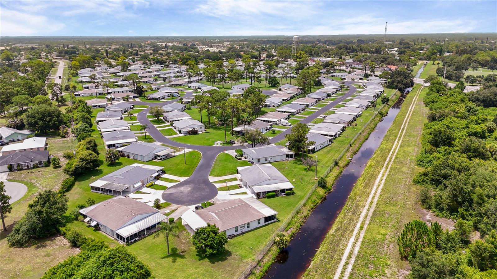 PINEWOOD CONDO - Residential