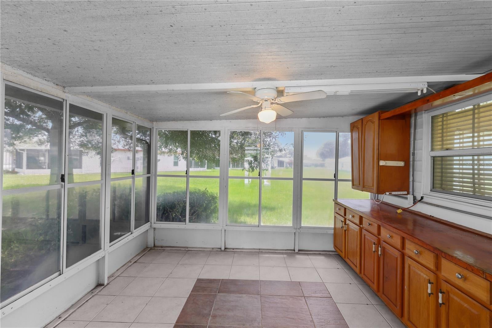 PINEWOOD CONDO - Residential