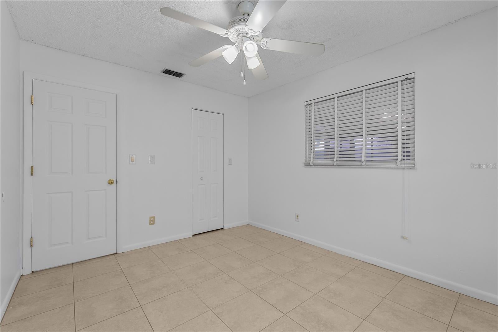 PINEWOOD CONDO - Residential