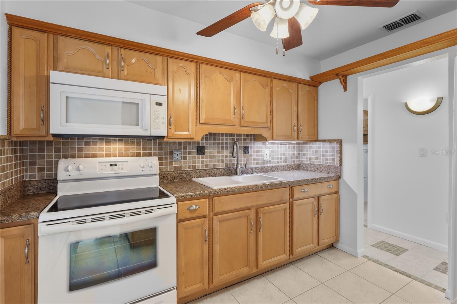 PINEWOOD CONDO - Residential