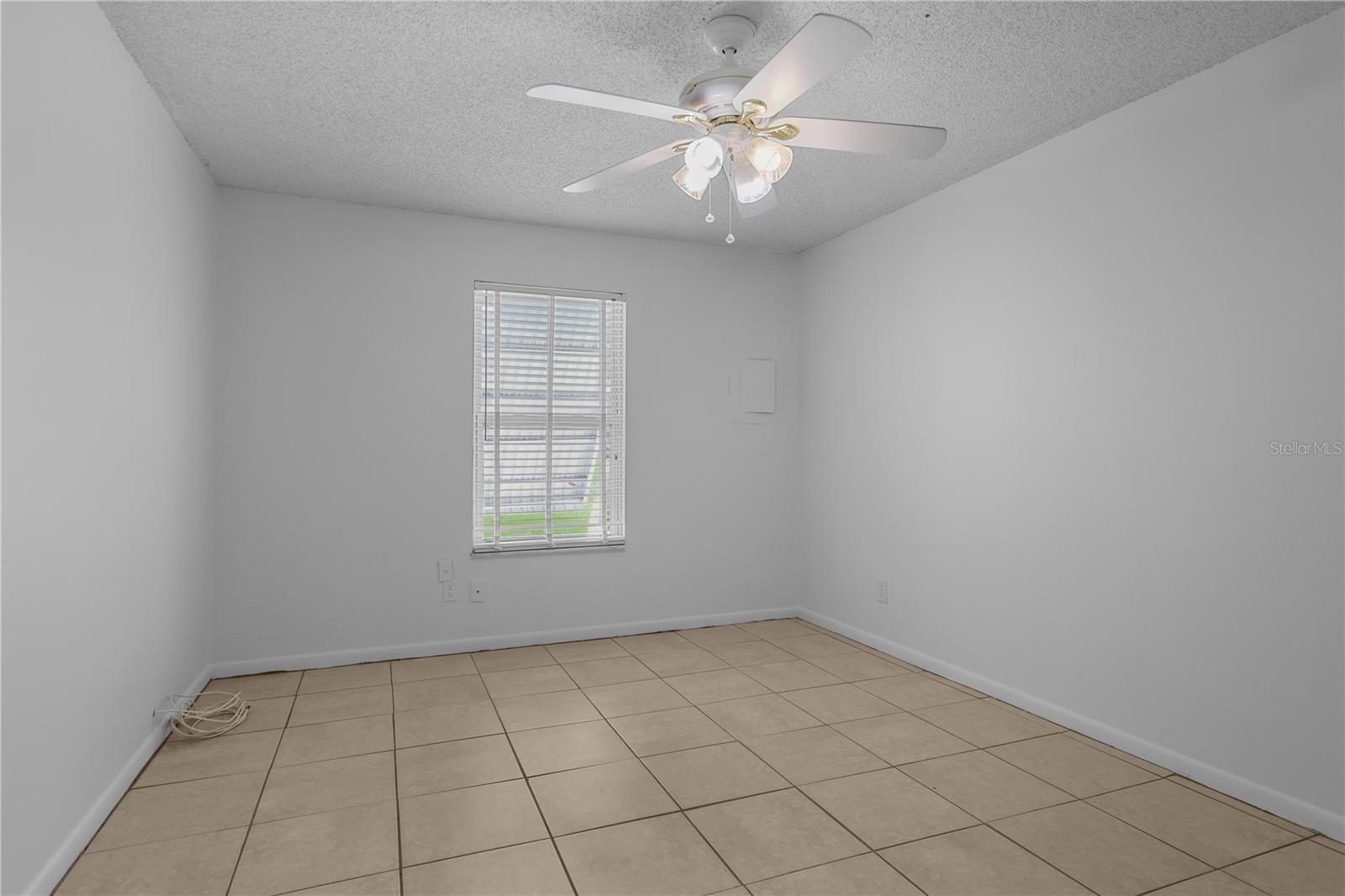 PINEWOOD CONDO - Residential