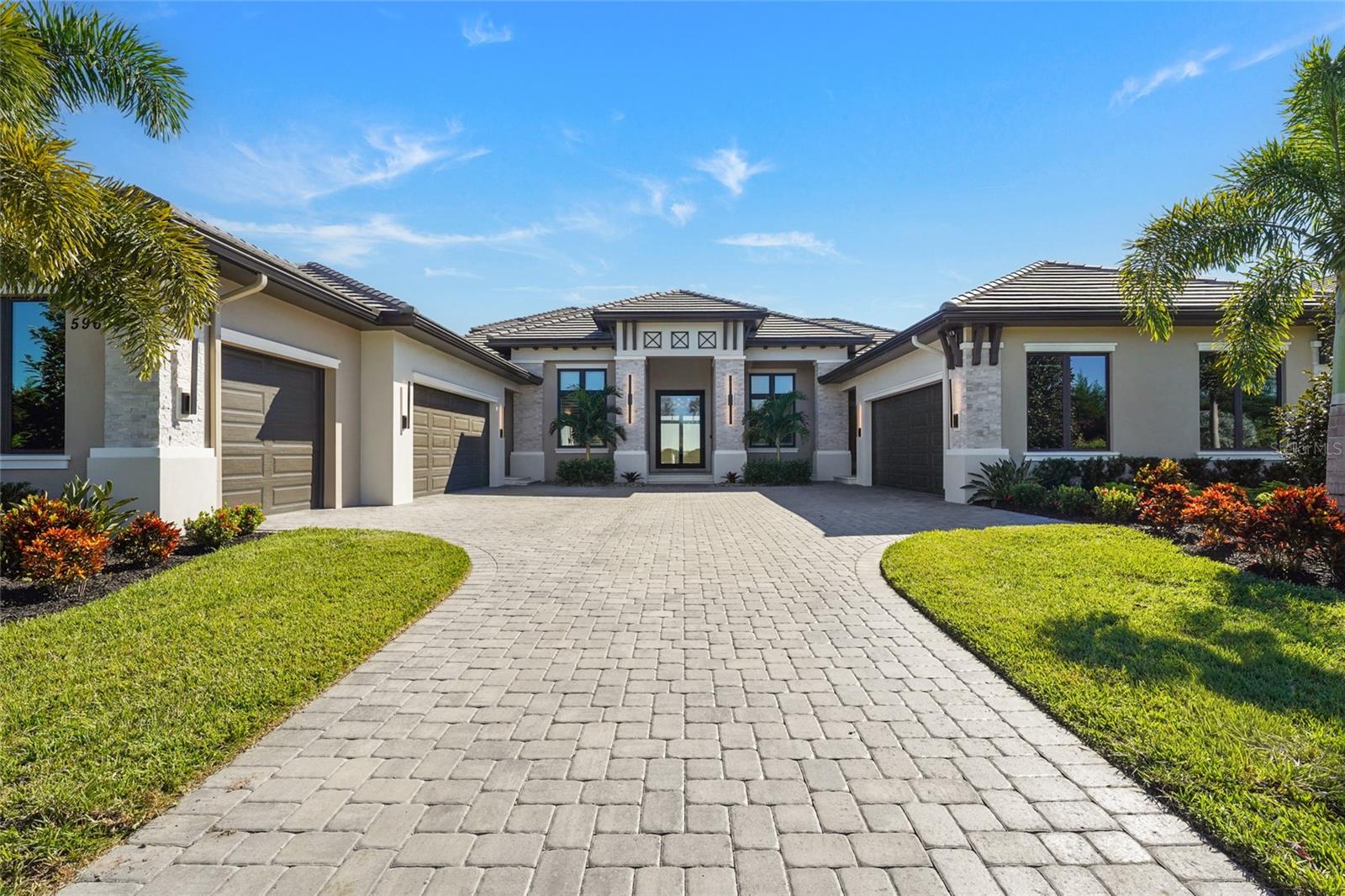 WILD BLUE/WATERSIDE PH 1 - Residential