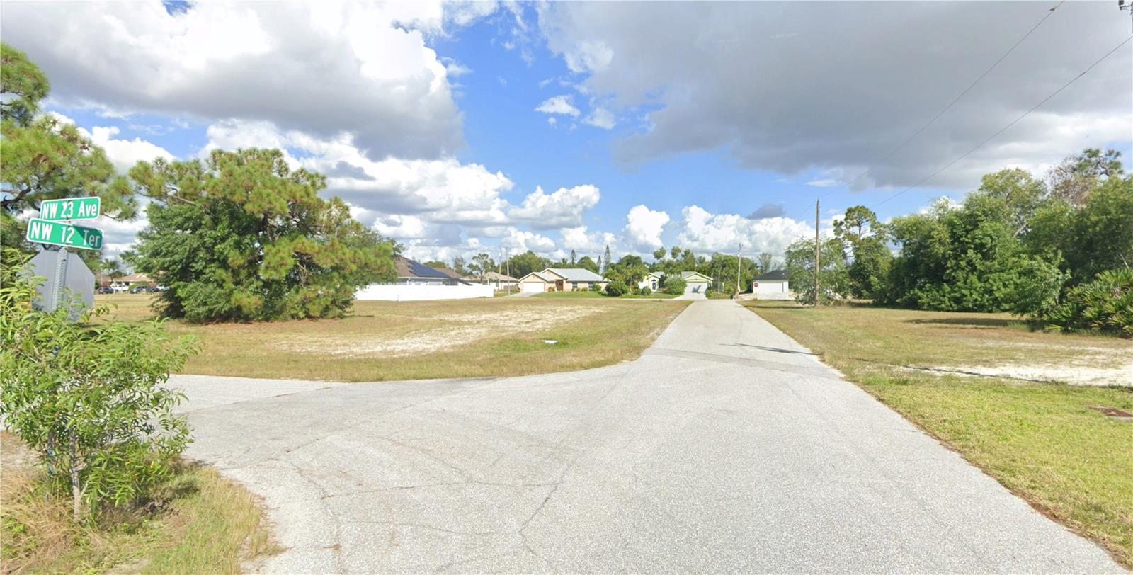 CAPE CORAL - Land