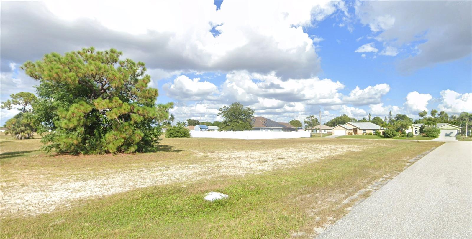 CAPE CORAL - Land