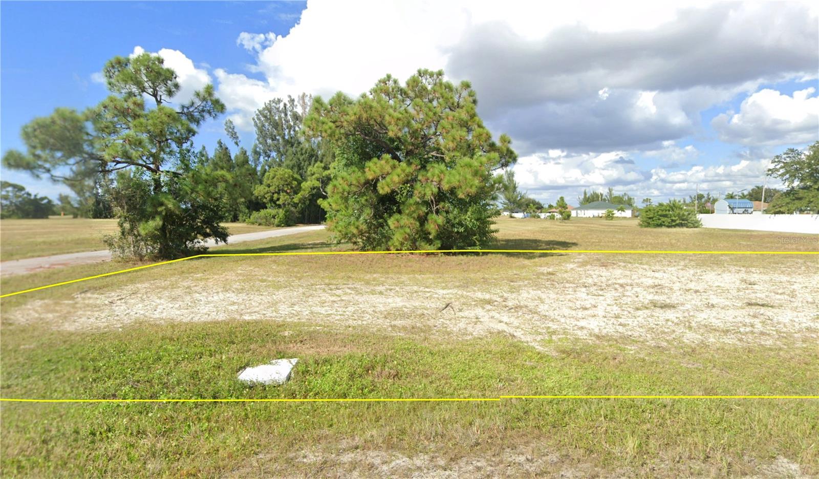CAPE CORAL - Land