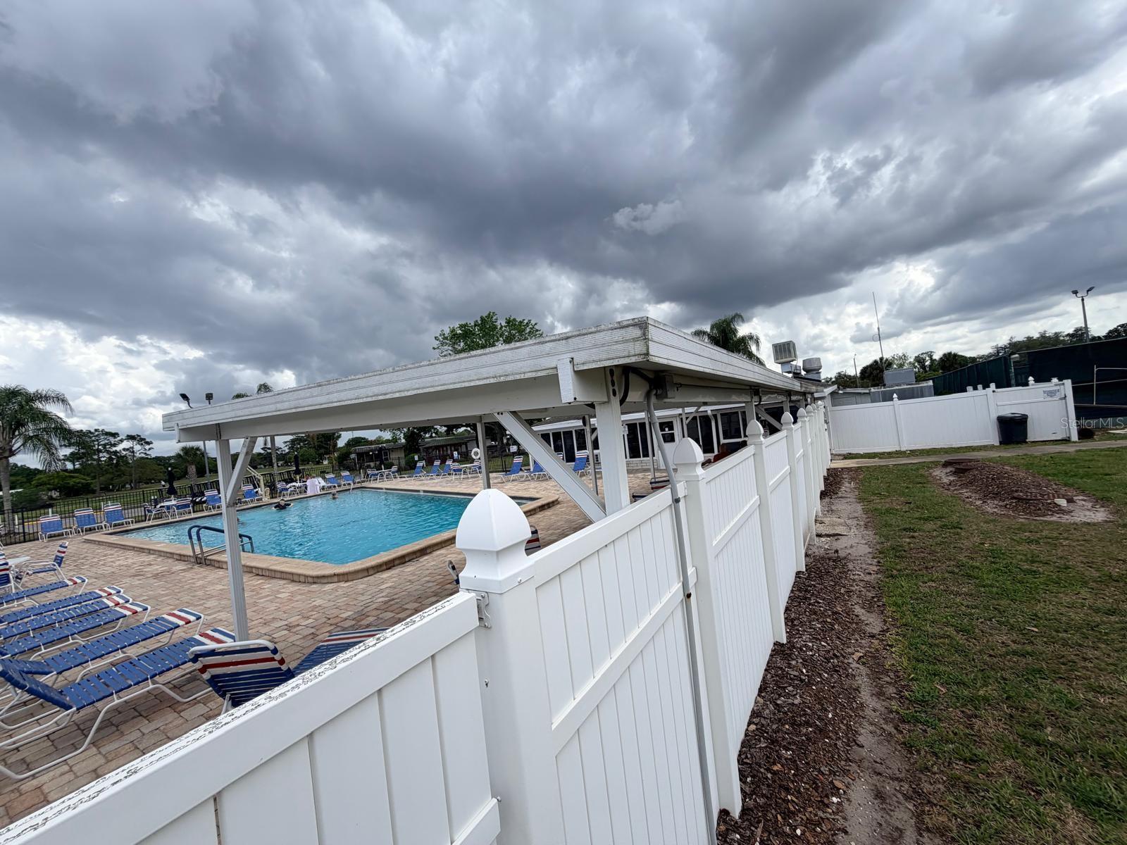 FAIRWAYS COUNTRY CLUB - Residential