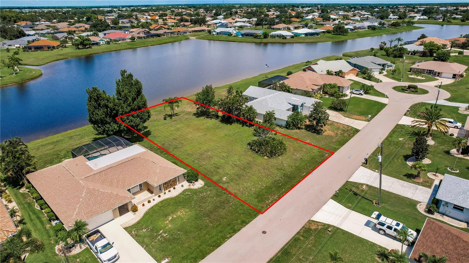 PUNTA GORDA ISLES SEC 23 - Land