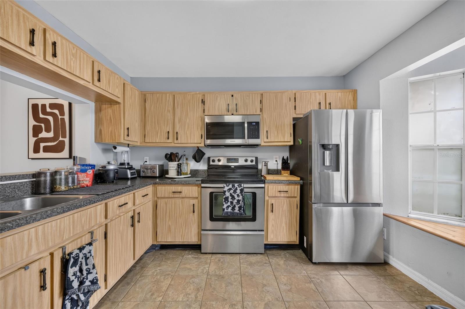 LAKEVIEW VILLAGE CONDO 10 - Residential