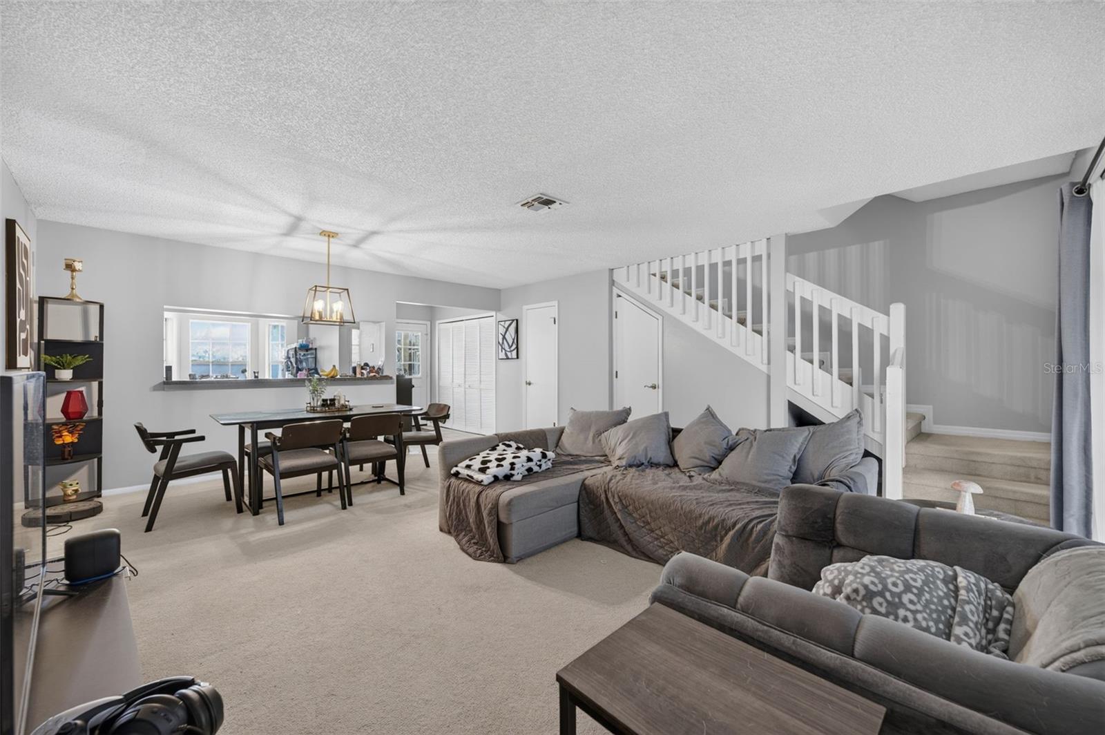 LAKEVIEW VILLAGE CONDO 10 - Residential