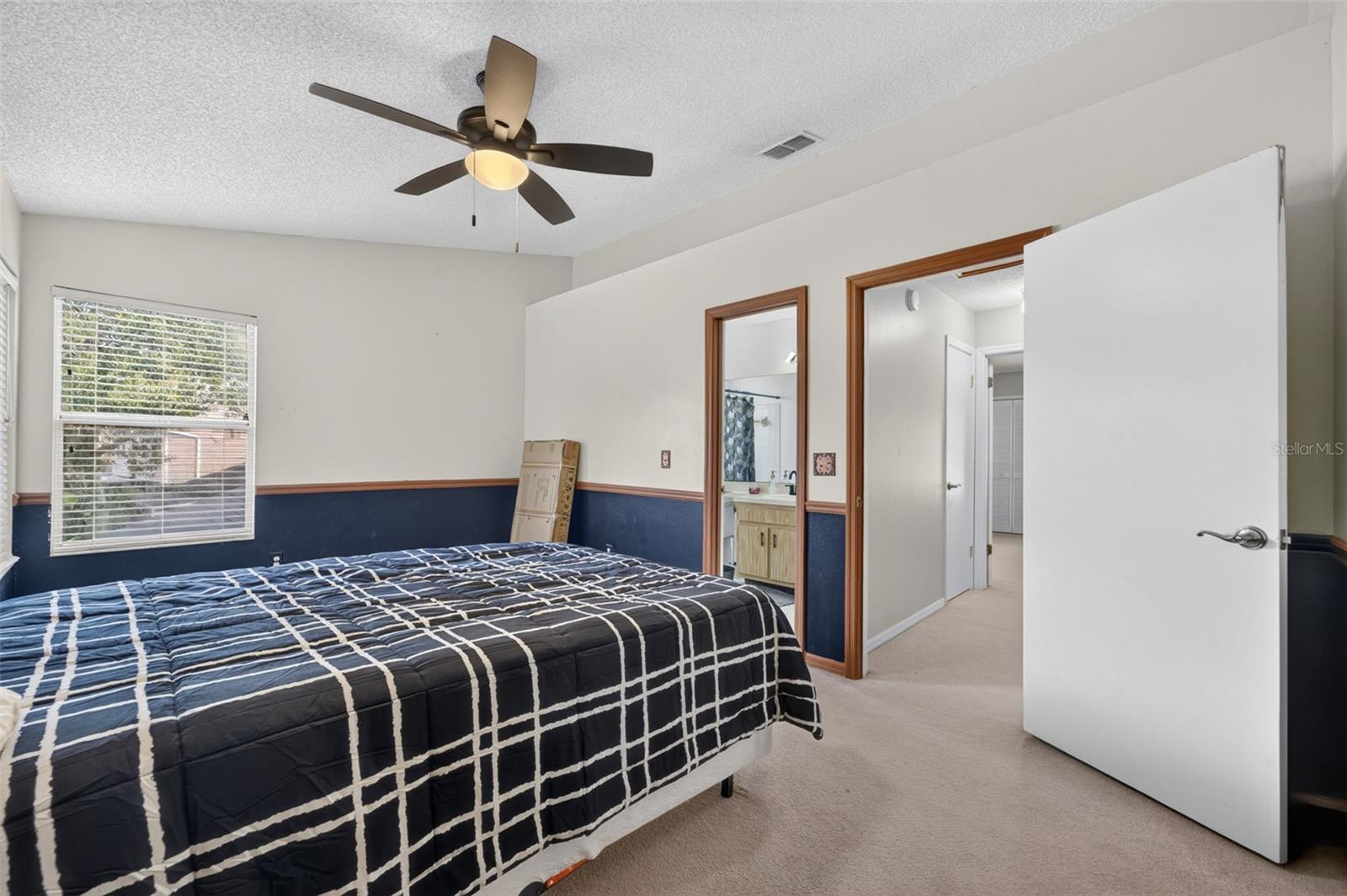 LAKEVIEW VILLAGE CONDO 10 - Residential