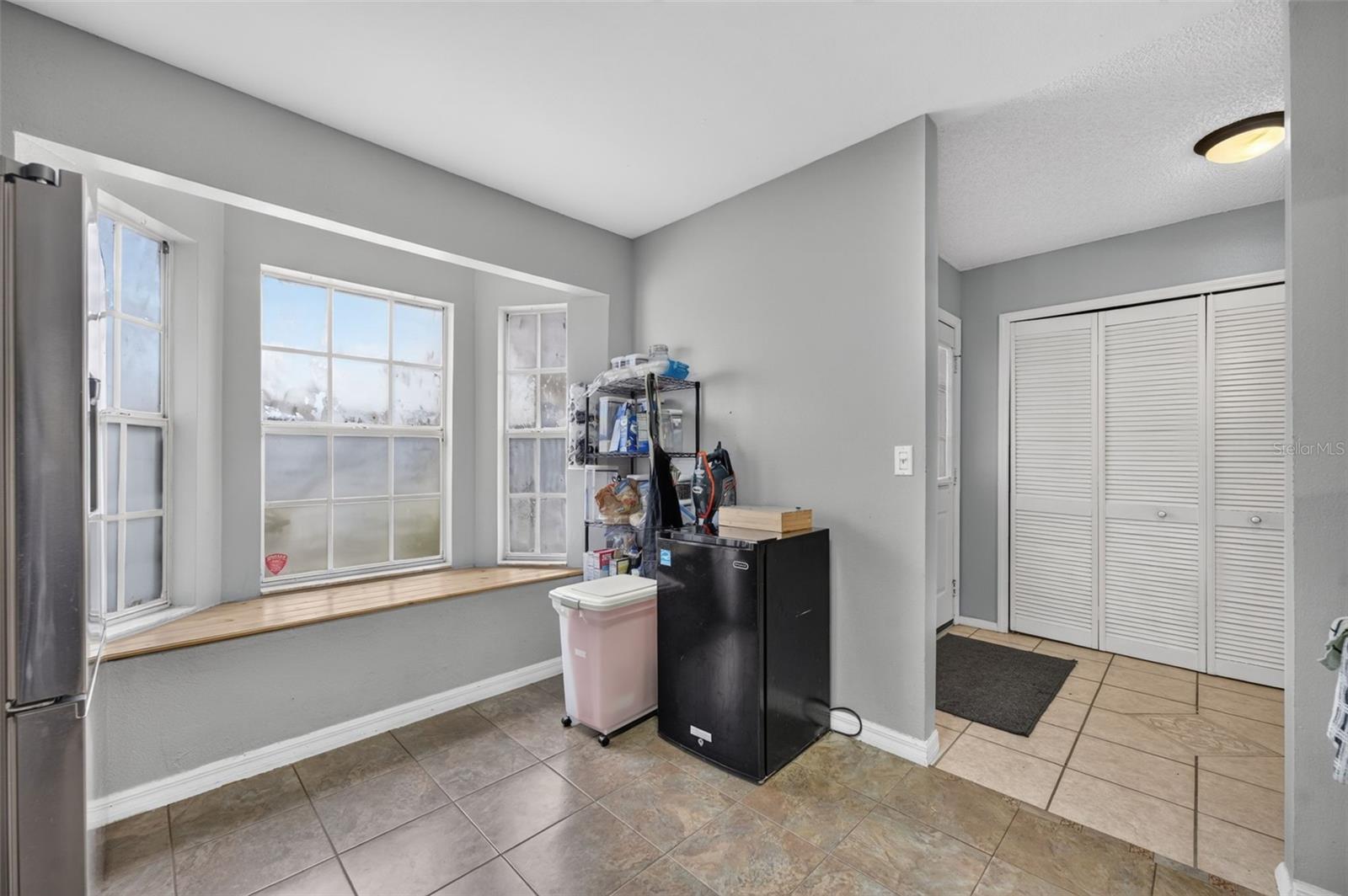 LAKEVIEW VILLAGE CONDO 10 - Residential