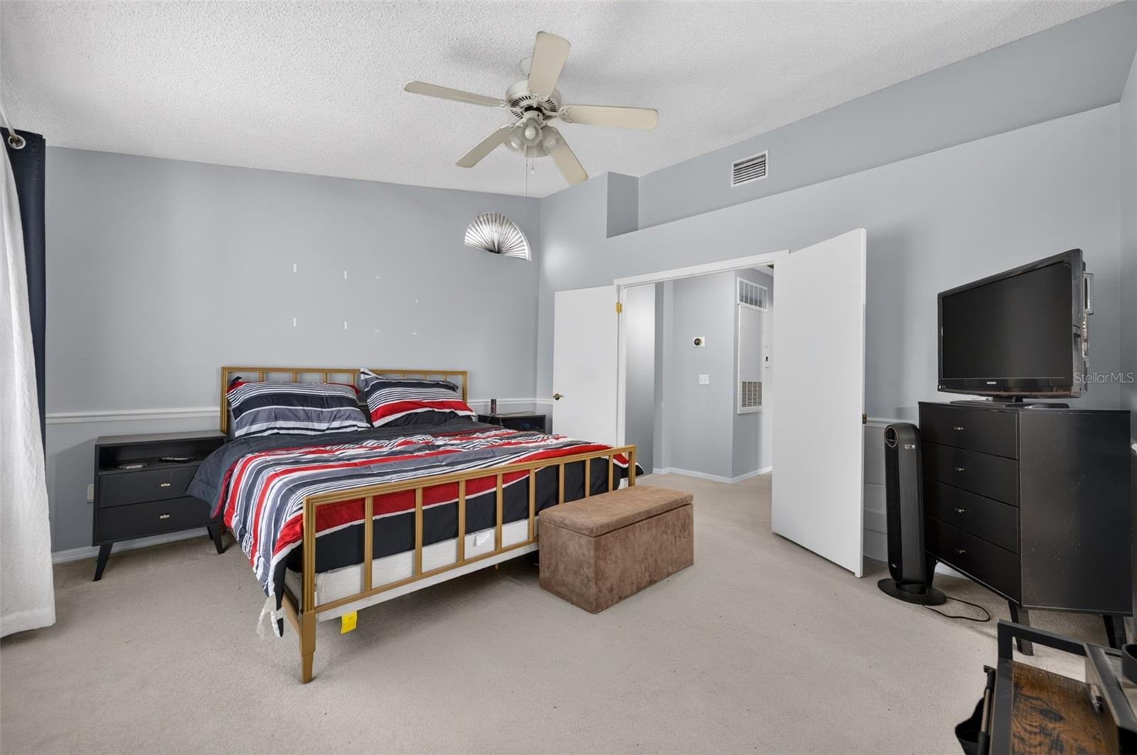 LAKEVIEW VILLAGE CONDO 10 - Residential