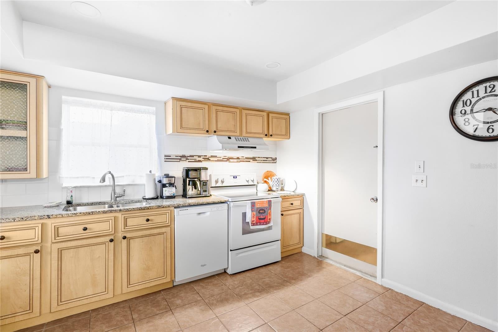 ROTONDA WEST OAKLAND HILLS - Residential