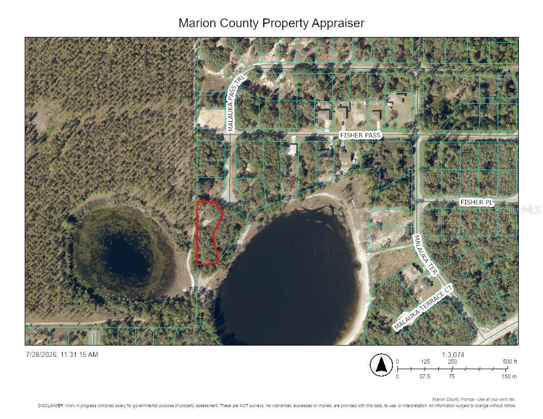 Serene lakefront lot in Ocklawaha. Located close to The Villages and Ocala for an easy commute. Call today to view this beautiful property!