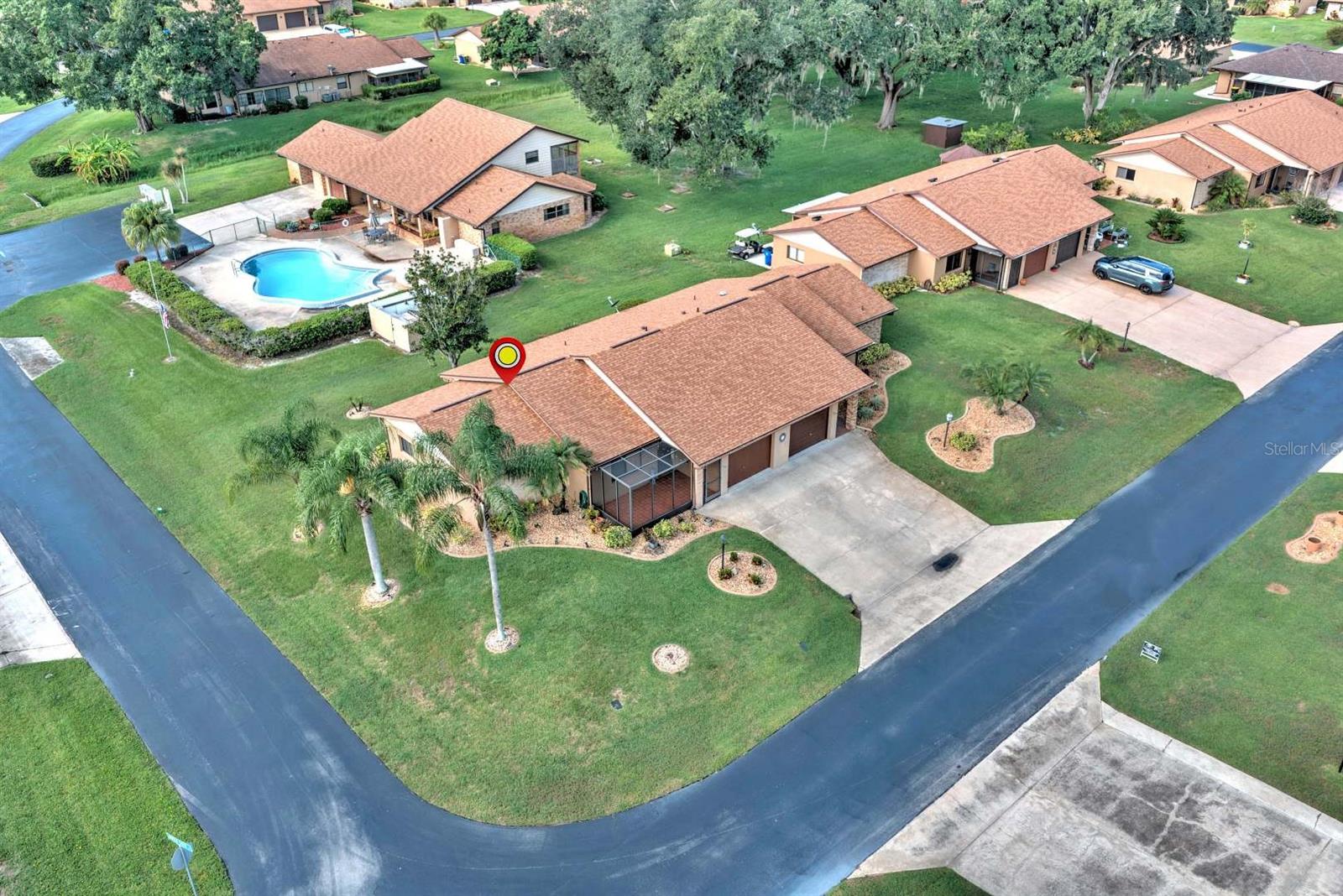 HIDDEN CRK VILLAS - Residential