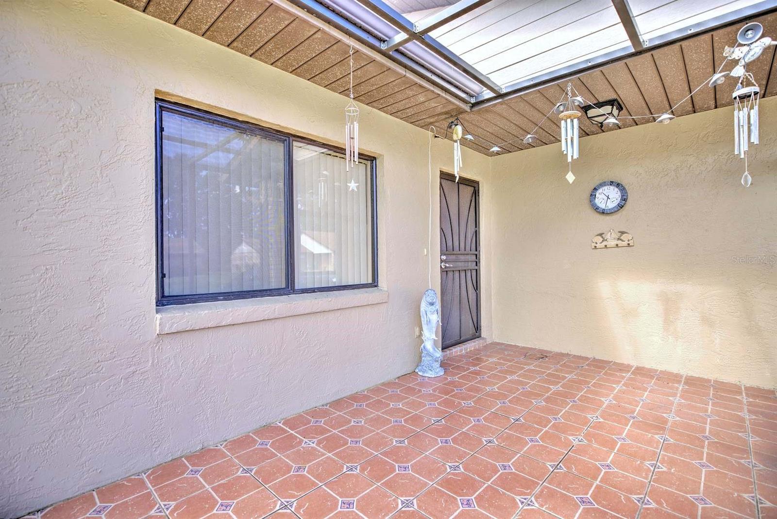 HIDDEN CRK VILLAS - Residential