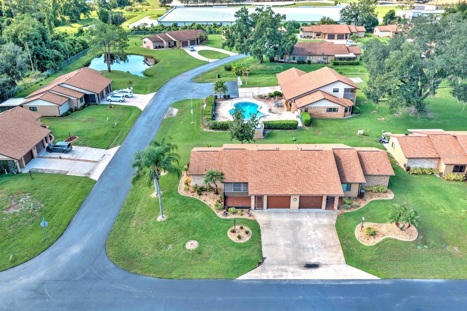HIDDEN CRK VILLAS - Residential